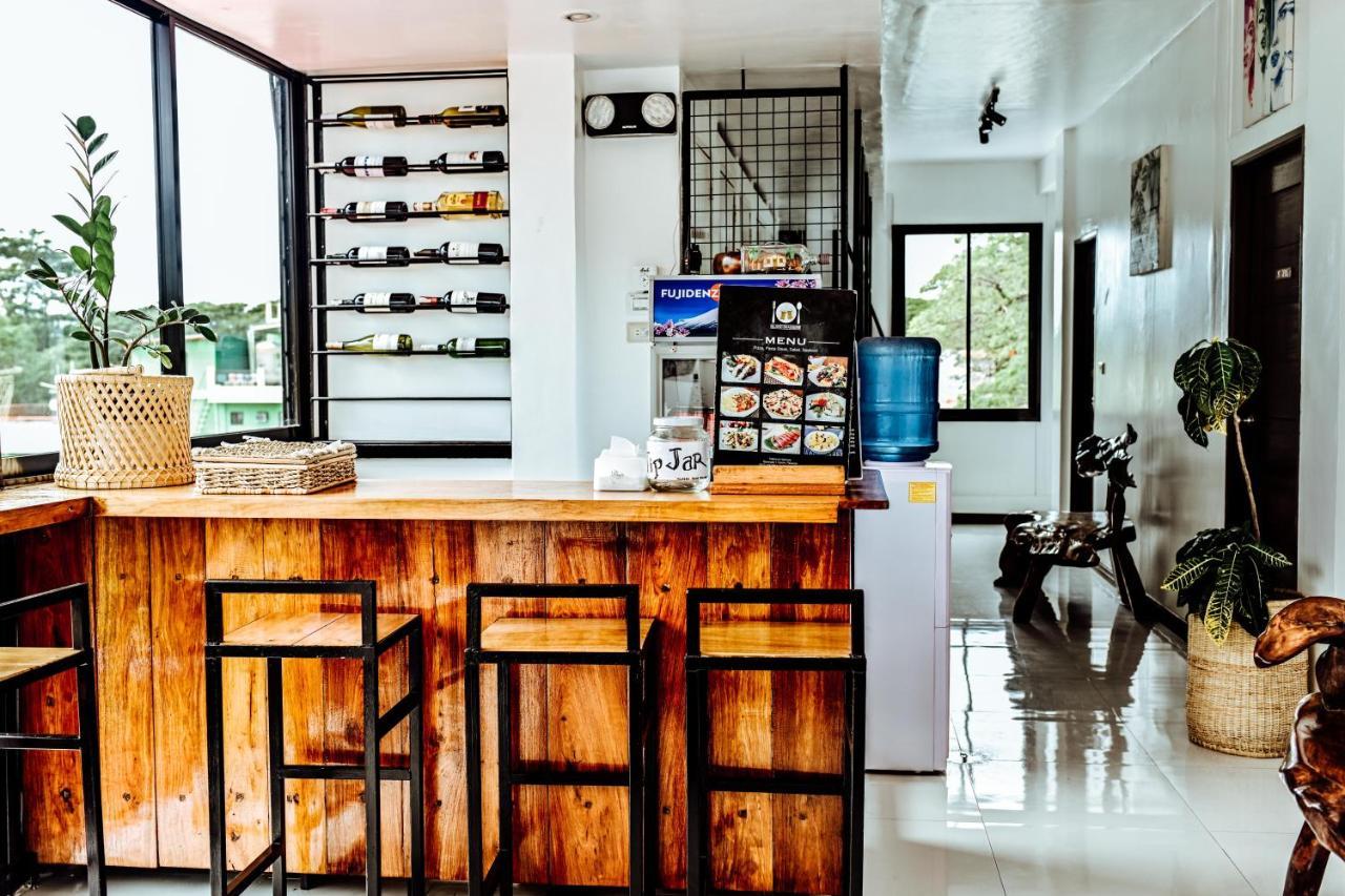 Island Brasserie Bed & Breakfast Coron